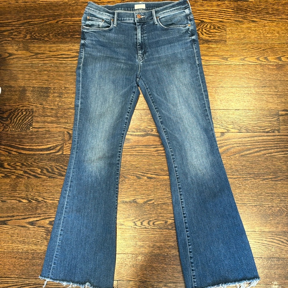Mother Weekender Fray Jeans